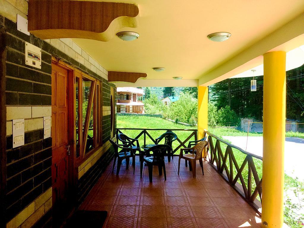 Kunal Hotel & Cottages Manāli Exteriör bild
